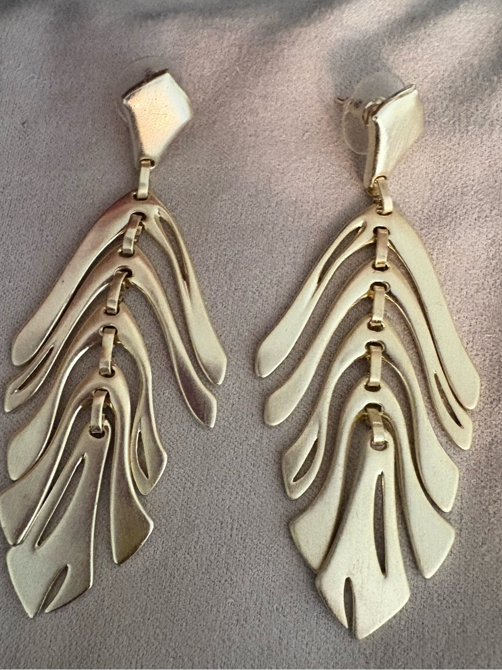 Kendra Scott Brushed gold leaf earrings. Includes gift box! NIB